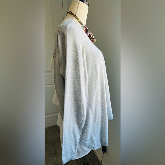NWT TORRID Chiffon Ruffled Back Sweater Off White & Gray Split Back Bow Size 1X - Picture 4 of 9